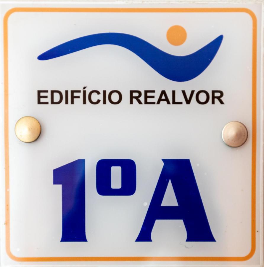 Two Bedroom Apartment With Rooftop Pool In Alvor Exterior photo
